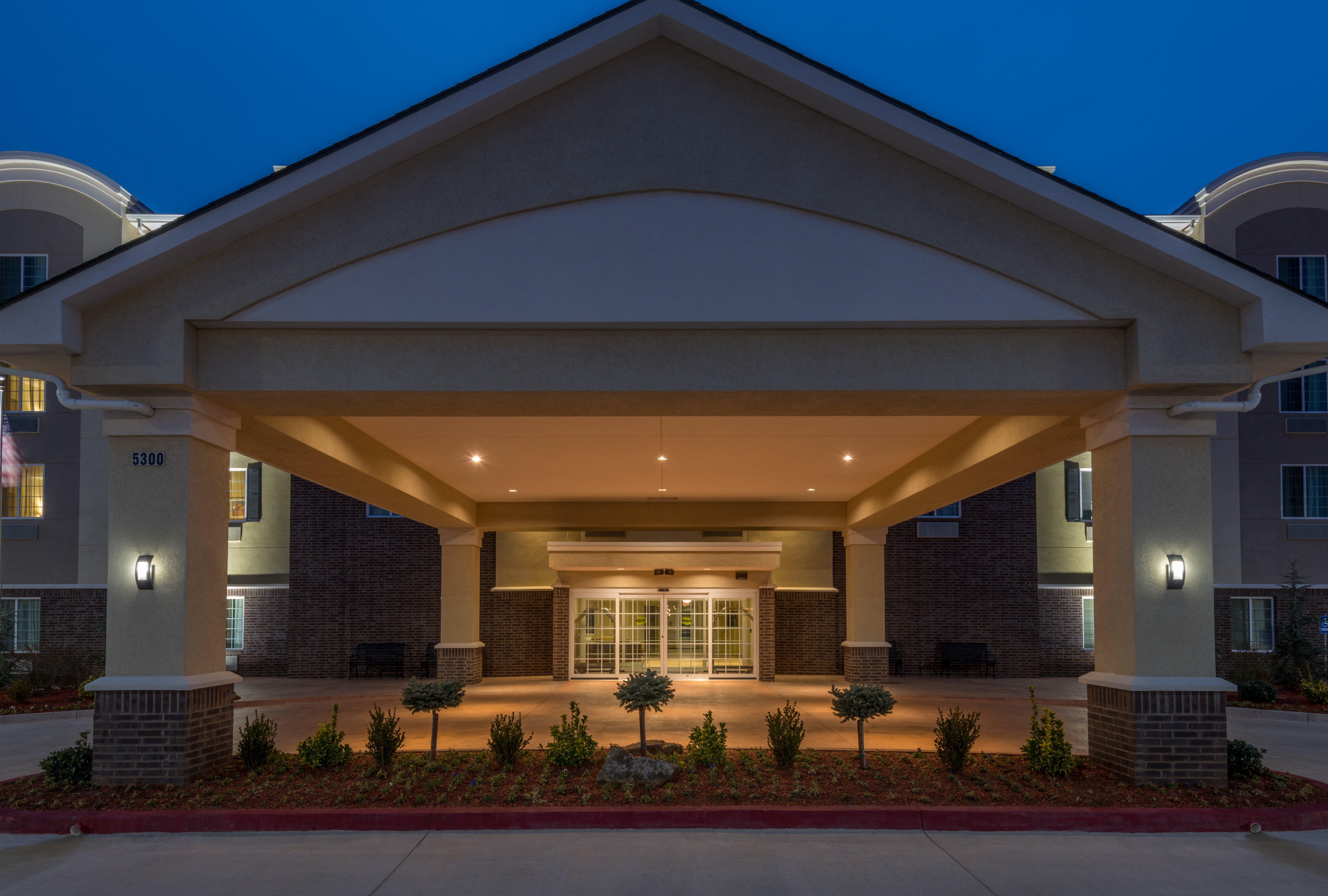 Candlewood Suites Del City By Ihg Екстериор снимка